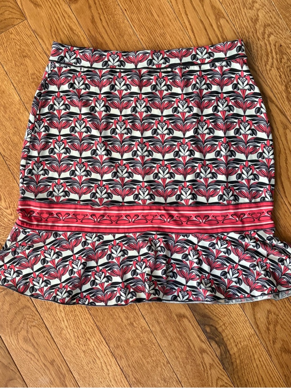 2000’s Y2K Max Studio pink, Black & White Patterned Ruffle-Hem A-Line Mini Skirt
